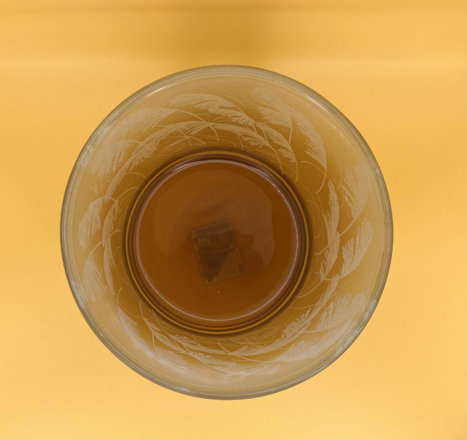 Photophore en verre motif feuilles au vent (moyen)