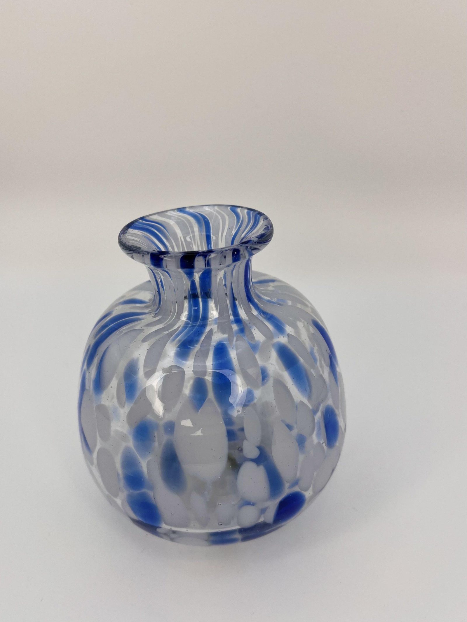 Vase moucheté bord de mer en forme de rond