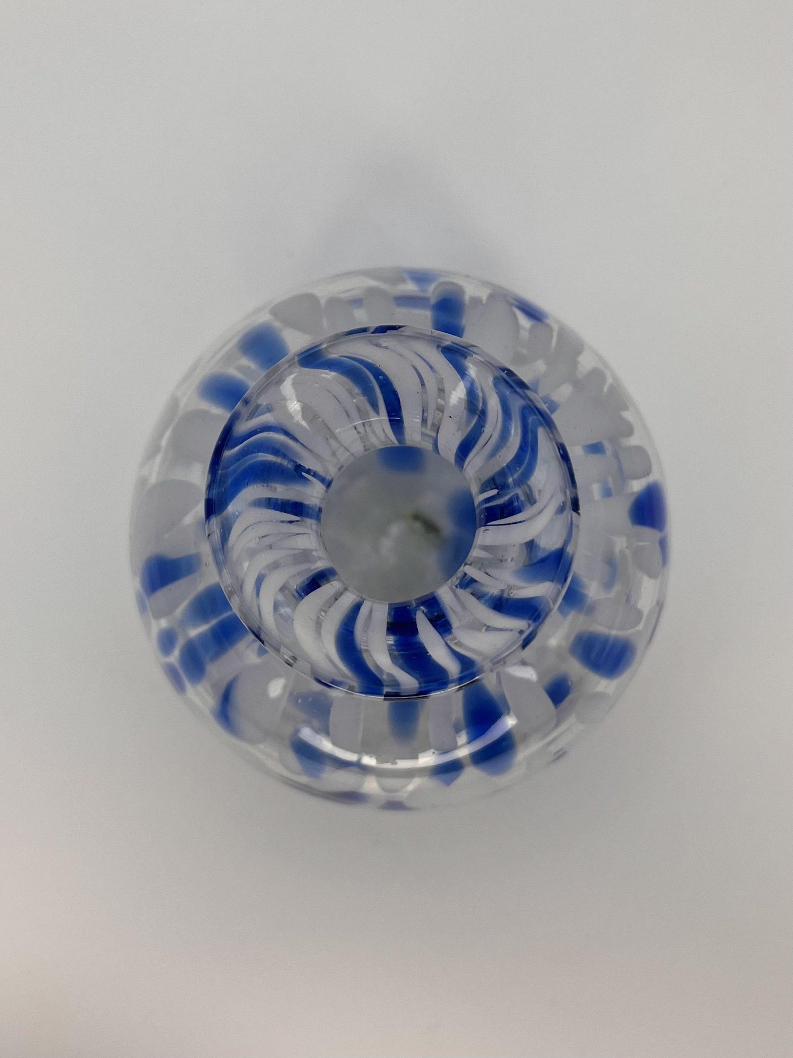 Vase moucheté bord de mer en forme de rond