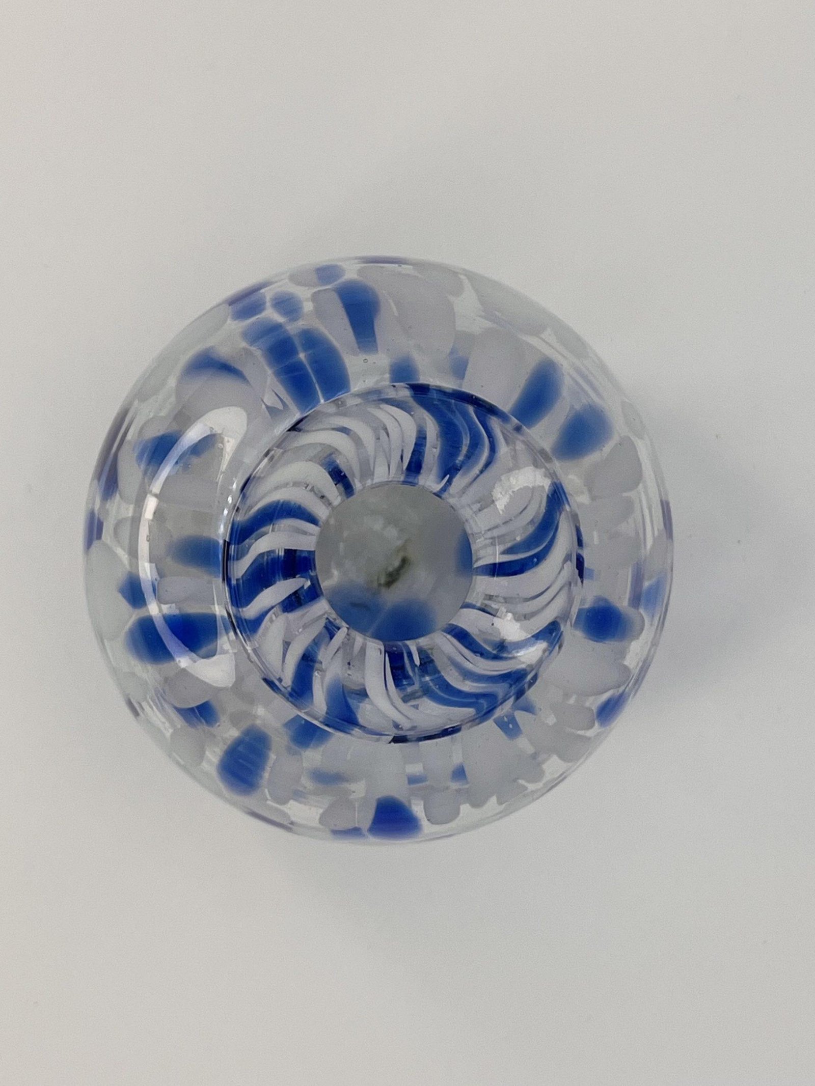 Vase moucheté bord de mer en forme de rond