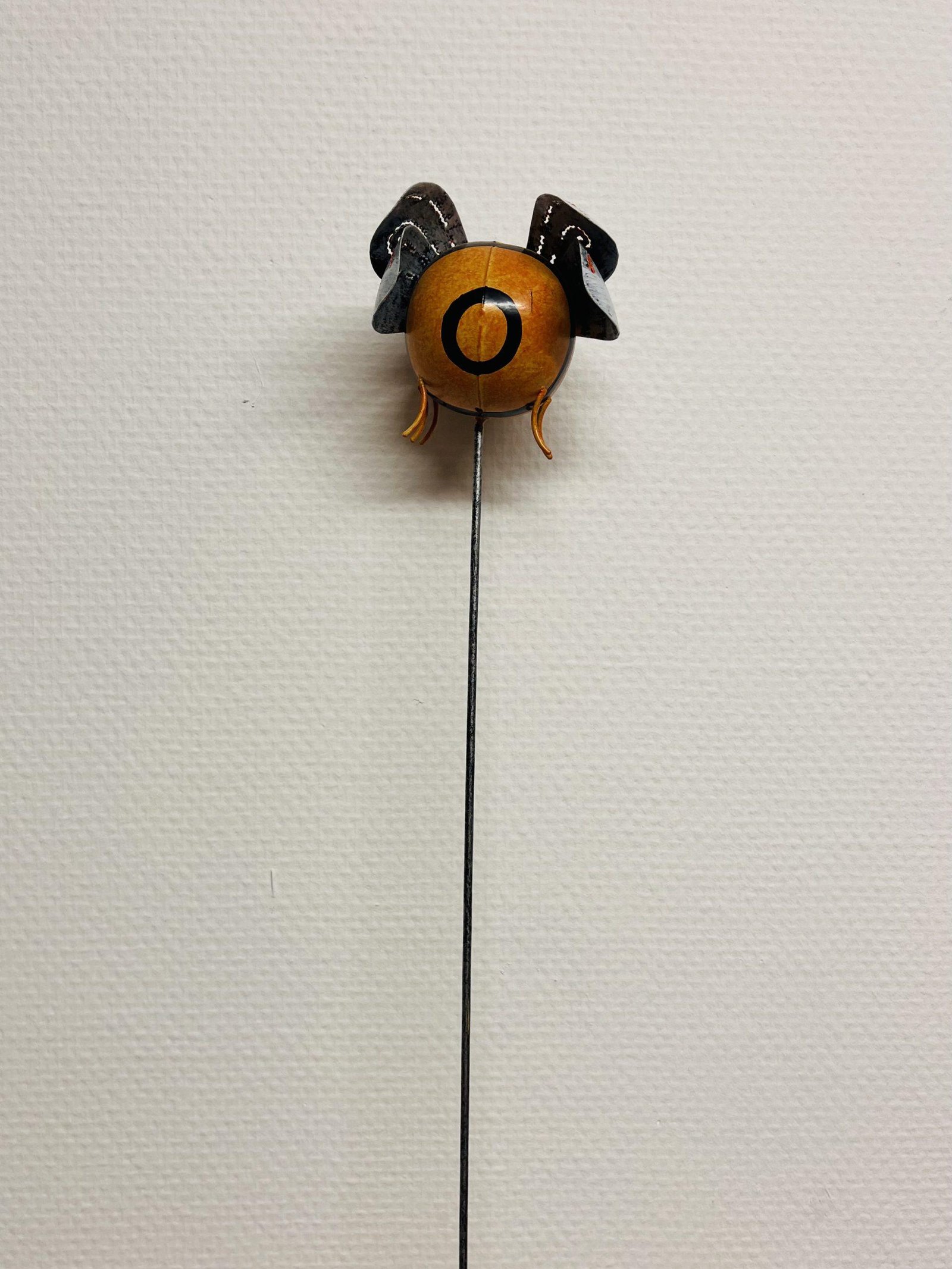 Abeille à piquer