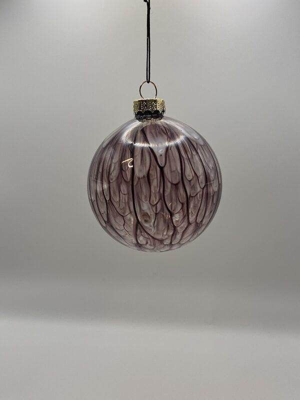 Boule de Noël mauve